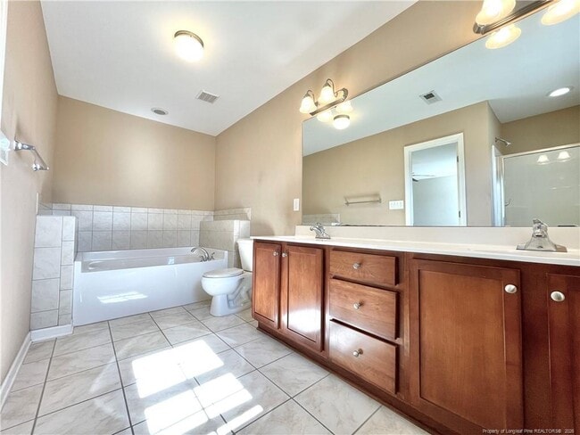 Building Photo - 60 Chinkapin Oak Cir