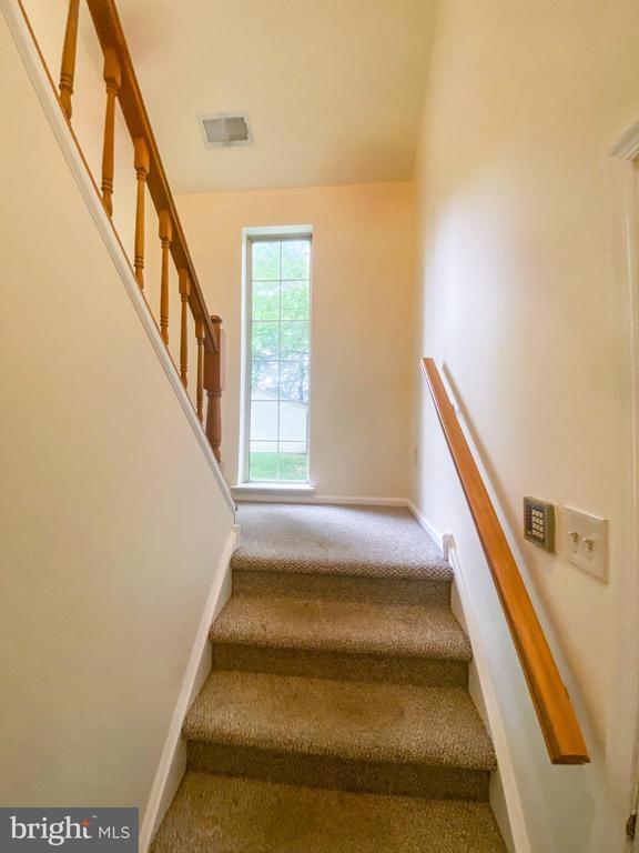 Building Photo - 108 Foxmeadow Dr