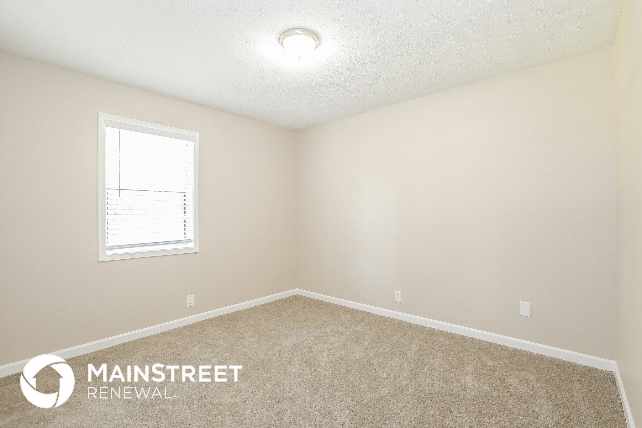 Building Photo - 1576 Ember Cir SW