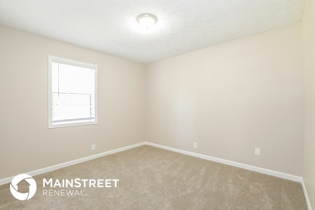Building Photo - 1576 Ember Cir SW