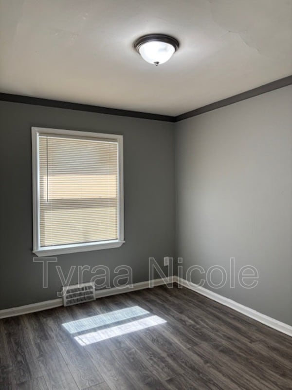 Building Photo - 19144 Moross Rd