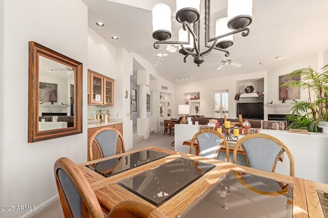 Building Photo - 15048 N Elena Dr