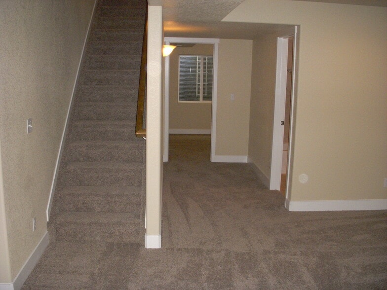 basement bedroom and bath - 7766 Wagonwood Place