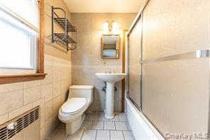 Building Photo - 5 Lewis Pl