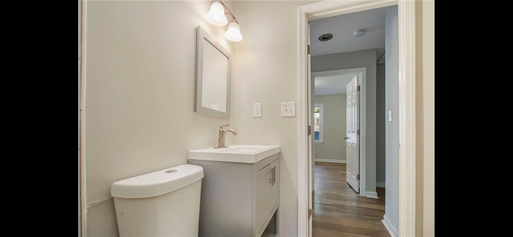 Building Photo - 3704 Asbury Ln SW