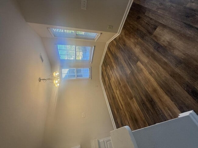 Building Photo - 260 McKendree Ln