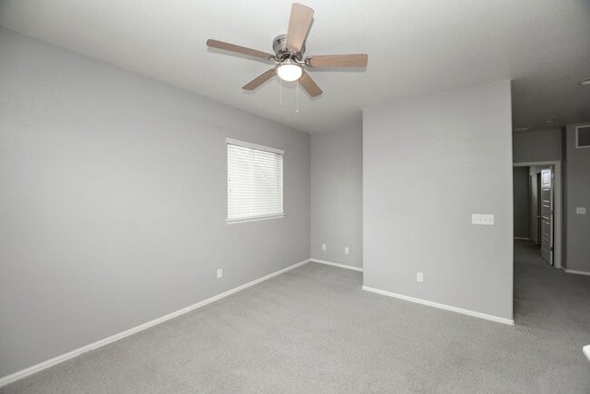 Building Photo - Beautiful Single-Family Home in a Great Location!