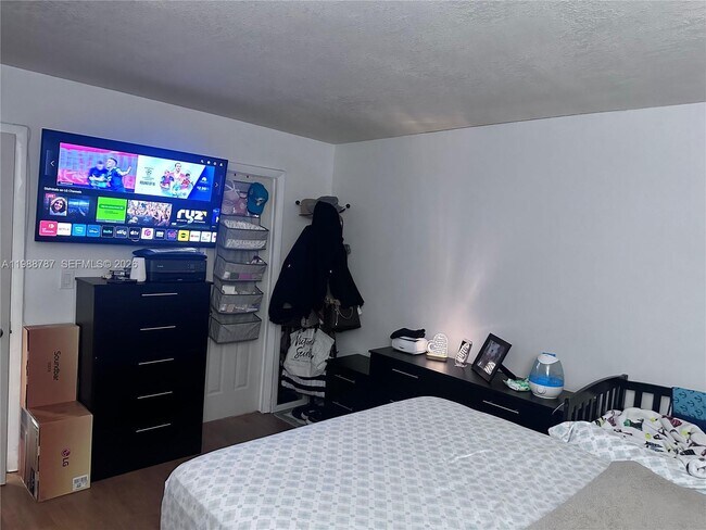 Building Photo - 7220 NW 179th St