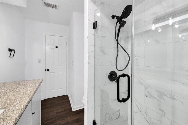 Building Photo - 2607 Creekhickory Rd