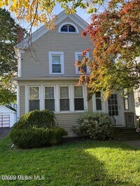 Building Photo - 30 Cardinal Ave