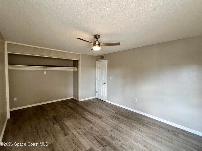 Building Photo - 800 N Fiske Blvd