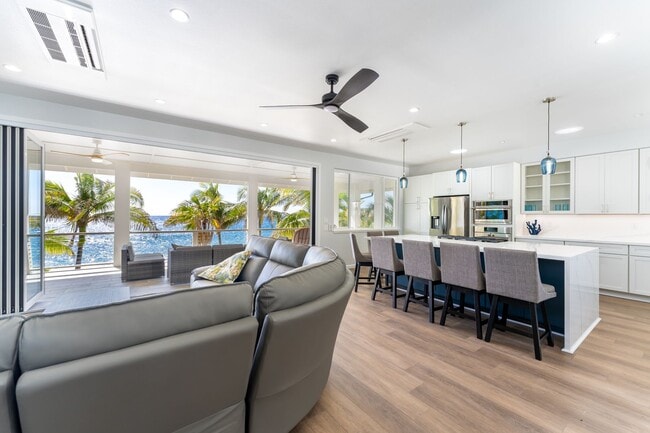 Building Photo - Furnished Luxury Ocean Front Estate in Waianae with Old Hawaii rural setting- 3 Bedrooms x 3 Bath...