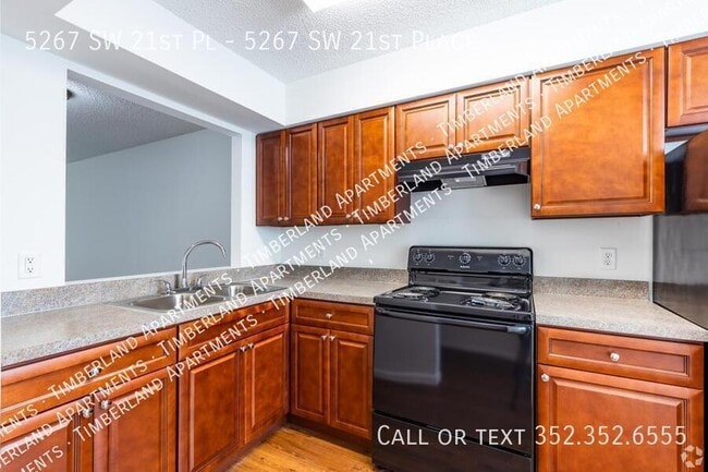 Building Photo - 5267 SW 21st Pl