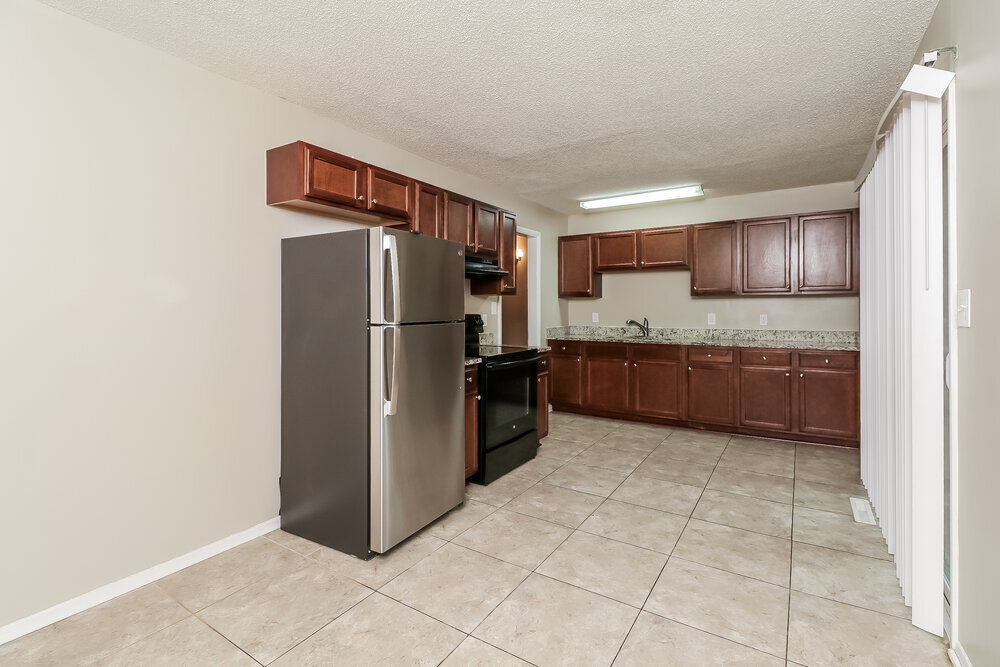Building Photo - 4121 Carlyle Dr
