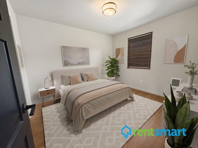 Building Photo - 2405 Arcadia Dr