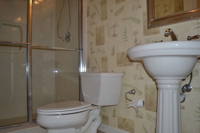 Building Photo - 3813 SW 91st Dr