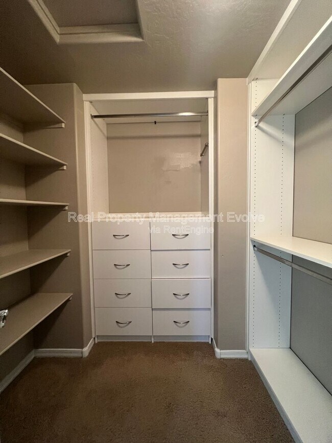 Building Photo - 21160 N 36th Pl