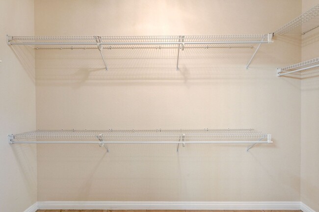 Building Photo - 2/2 BEAUTIFUL Single Story in Sun City Ant...