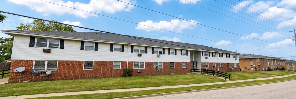 Building Photo - Mano Realty LLC 4007 45th St.