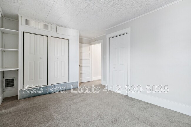 Building Photo - 523 Edgewood Ave