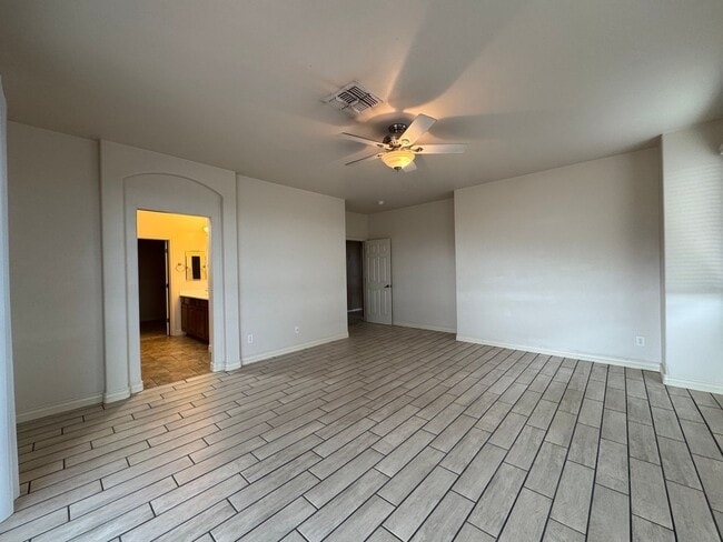 Building Photo - 4BR/3BA/2.5CG, 2534 sq.ft. rental with DEN in Sierra Vista, AZ