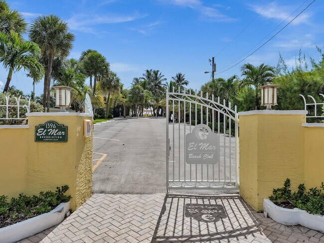 Building Photo - 1421 S Ocean Blvd