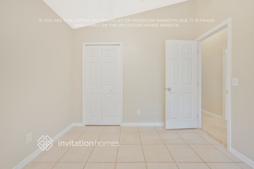 Building Photo - 6561 Redwood Oaks Dr