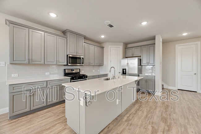 Building Photo - 4529 Titus Cir