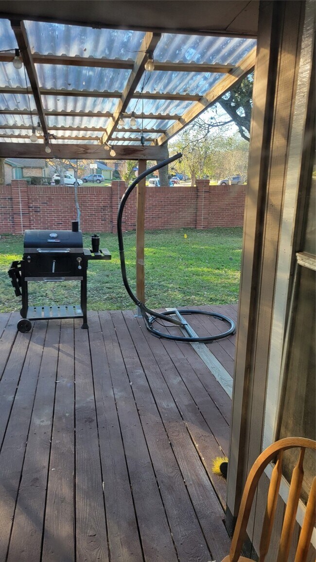 Building Photo - 2906 Whetrock Ln