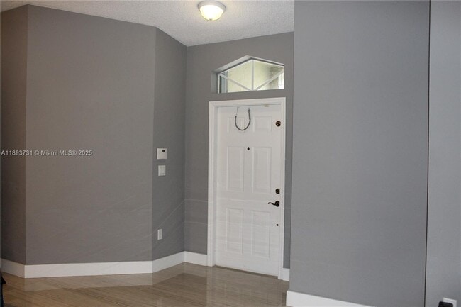 Building Photo - 16405 Sapphire St