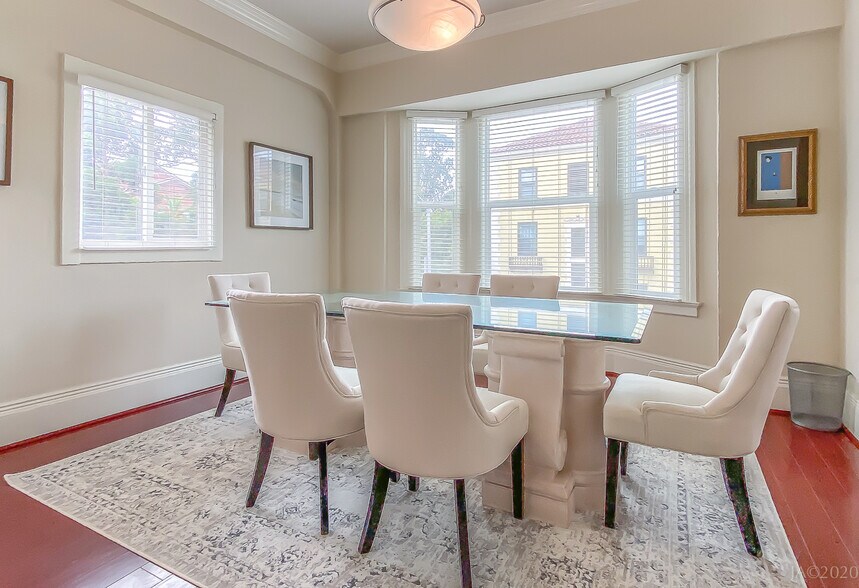 From Kitchen to Dining Room - 2765 Lombard St