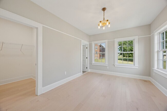 Building Photo - Delaware City Alert!! 3 bed 2 baths available NOW!