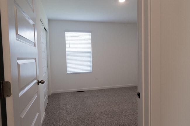 Building Photo - 2444 Scribe St