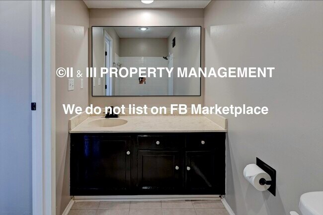 Building Photo - 537 NW Valleybrook Rd