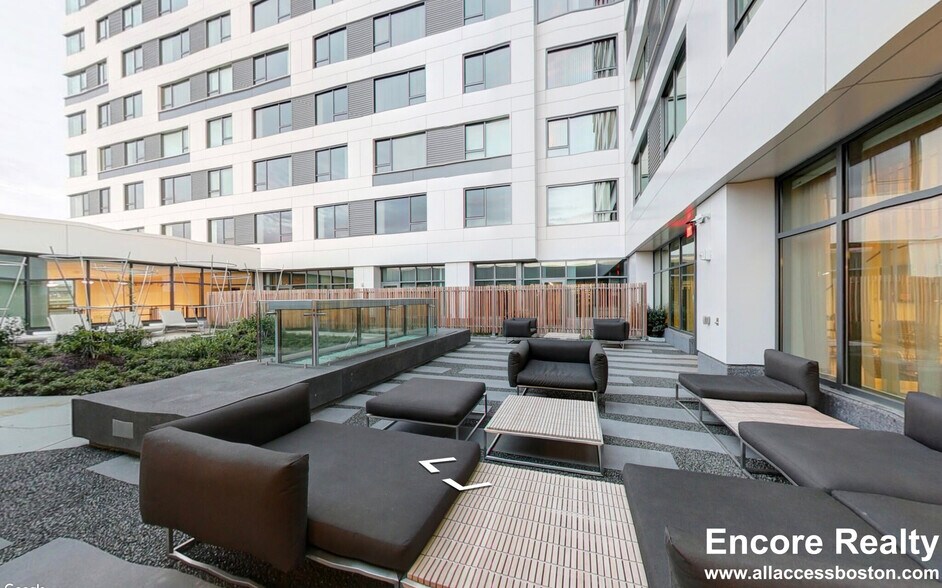 Building Photo - 20 Child St