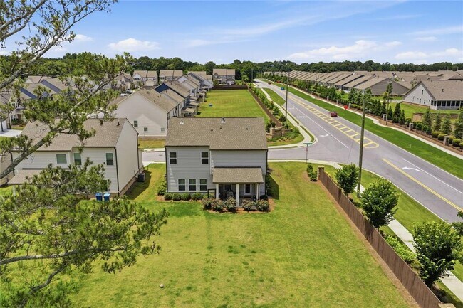 Building Photo - 2700 Westgate Park Dr