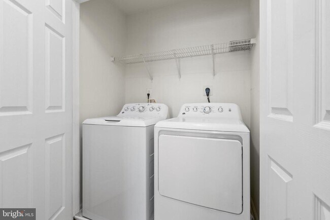 Building Photo - 5095 Anchorstone Dr