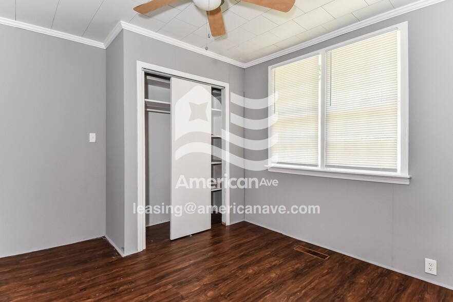 Building Photo - 204 S Adair St