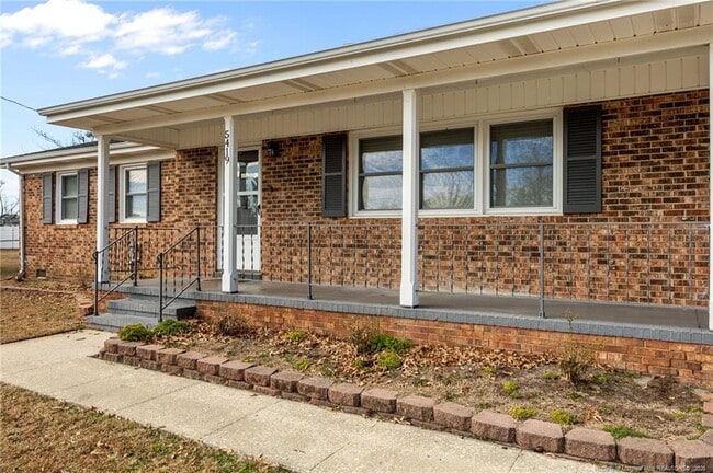 Building Photo - 5419 Laramie Ct