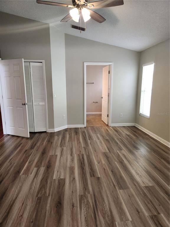 Building Photo - 150 Abbey Hollow Dr