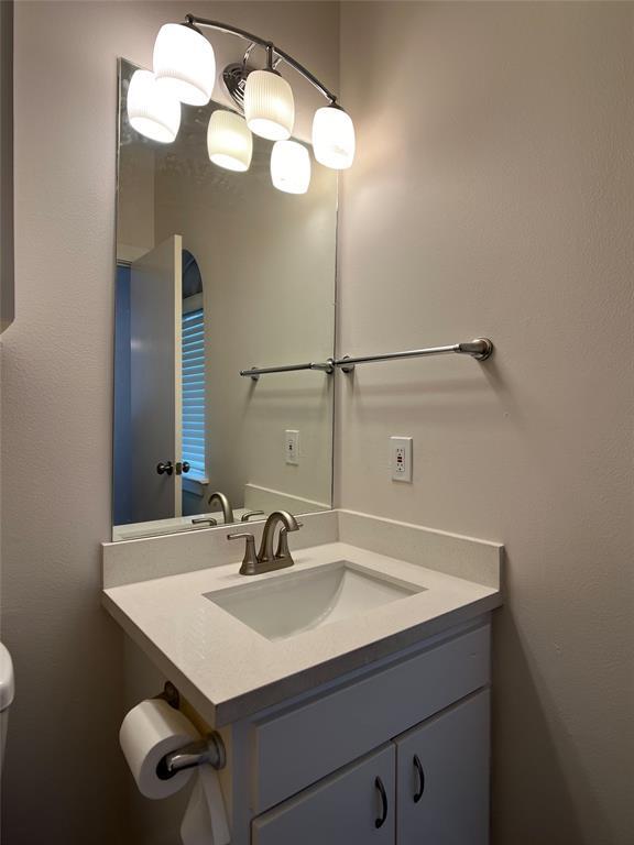 Building Photo - 5899 Fairdale Ln