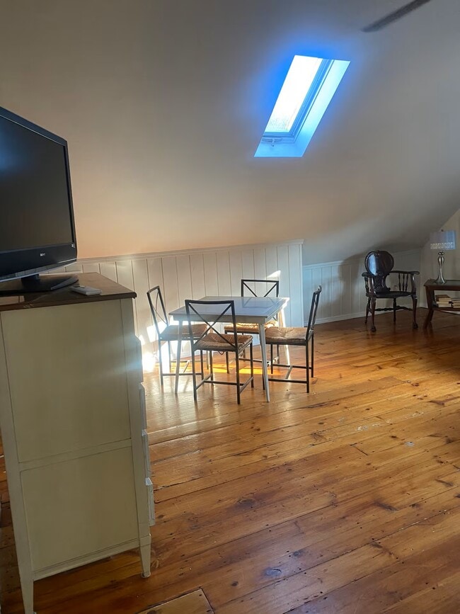 Building Photo - Thomas Edwards House