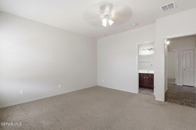 Building Photo - 13020 Stonington Ln