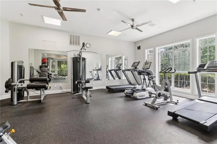 Gym - 1250 Parkwood Cir SE