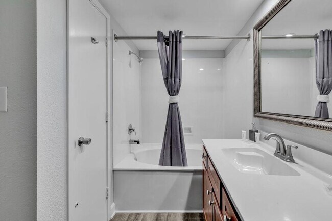 Building Photo - 1700 N Ocean Blvd