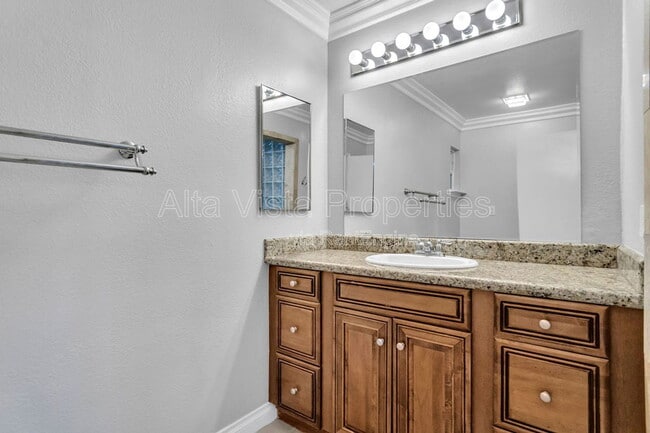 Building Photo - 4070 Morrell St