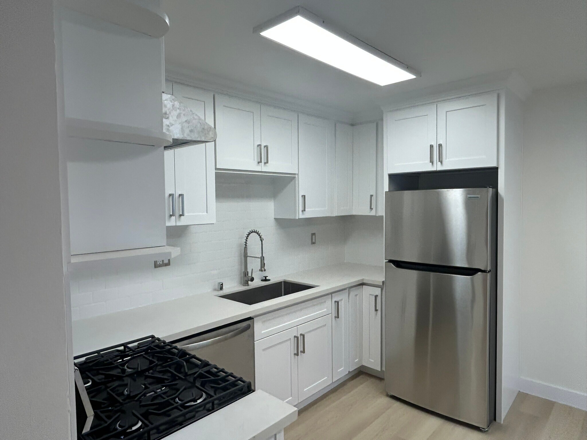 Building Photo - 4415 W 170th St