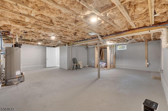 Building Photo - 101 US-46
