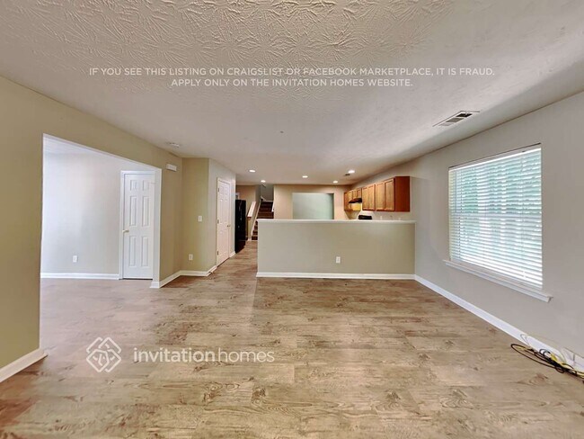 Building Photo - 4536 Parkway Cir