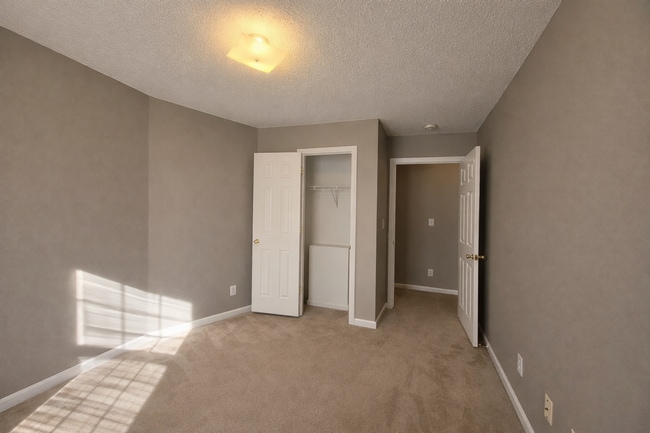 Building Photo - Welcome Home to Comfort, Space & Charm!